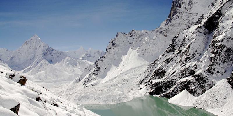 网络安全、网络技术与服务器管理：现代企业数字基石的深度评测与整合策略